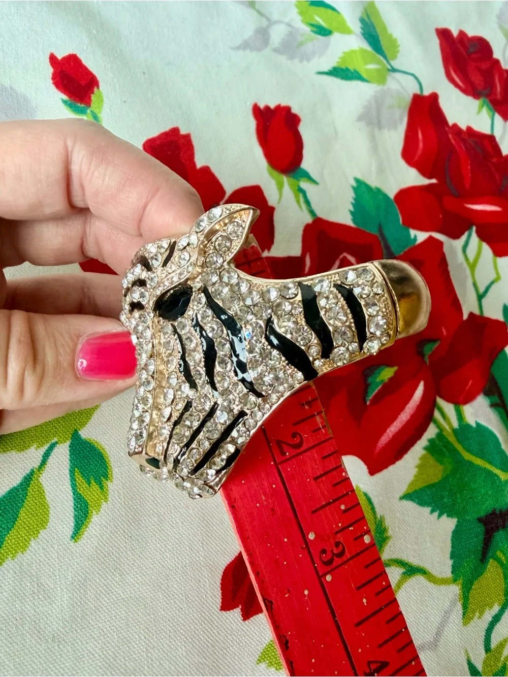 Vintage Crystal Tiger Head Bracelet - Gold Tone with Black and Clear Accents